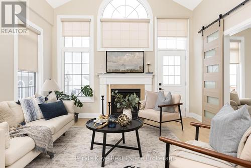 2 Leeds Court, Bracebridge (Monck (Bracebridge)), ON - Indoor Photo Showing Living Room With Fireplace