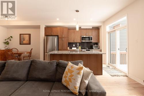 714 Petanque Crescent, Ottawa, ON - Indoor