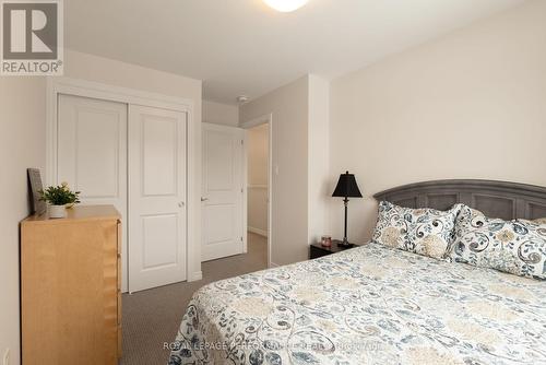 714 Petanque Crescent, Ottawa, ON - Indoor Photo Showing Bedroom