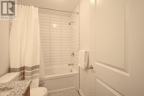 714 Petanque Crescent, Ottawa, ON - Indoor Photo Showing Bathroom