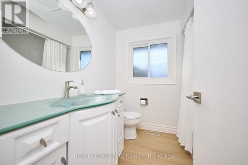 8143 Sarah Street, Niagara Falls (Chippawa), ON - Indoor Photo Showing Bathroom