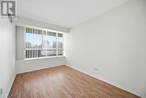 406 - 100 Observatory Lane, Richmond Hill, ON - Indoor Photo Showing Other Room
