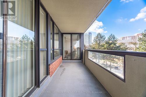 406 - 100 Observatory Lane, Richmond Hill, ON - Outdoor With Balcony With Exterior
