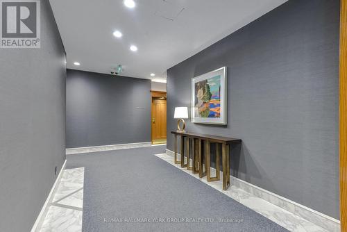 406 - 100 Observatory Lane, Richmond Hill, ON - Indoor Photo Showing Other Room