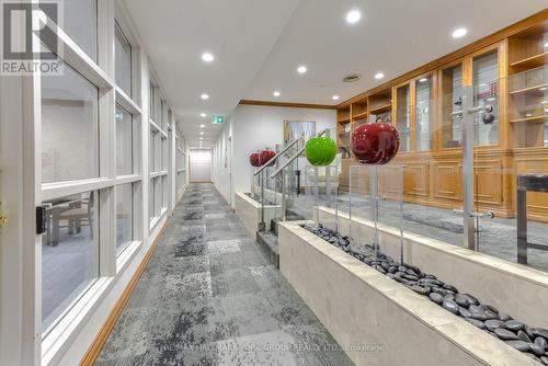 406 - 100 Observatory Lane, Richmond Hill, ON - Indoor Photo Showing Other Room