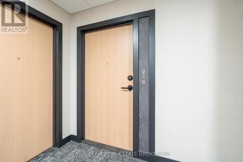 216 - 31 Huron Street, Collingwood, ON - Indoor