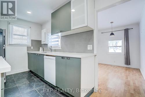 31 Ridge Avenue, Ramara, ON - Indoor Photo Showing Kitchen