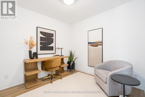 209 - 31 Huron Street, Collingwood, ON - Indoor