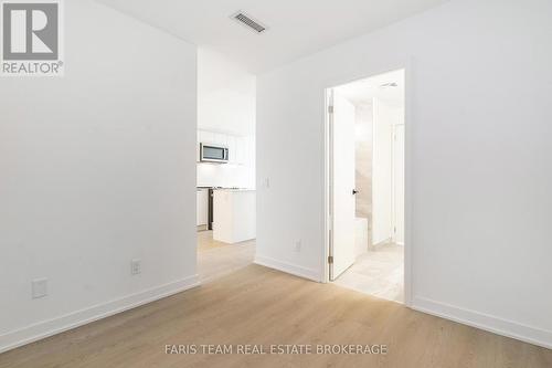 412 - 31 Huron Street, Collingwood, ON - Indoor Photo Showing Other Room
