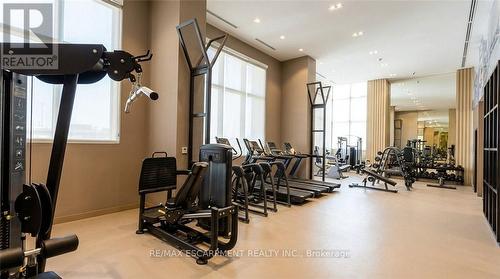 414 - 395 Dundas Street W, Oakville, ON - Indoor Photo Showing Gym Room