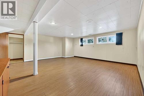 5315 Valiant Drive Nw, Calgary, AB - Indoor