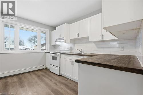 106 upper - 104 South Street, Aylmer, ON - Indoor Photo Showing Kitchen