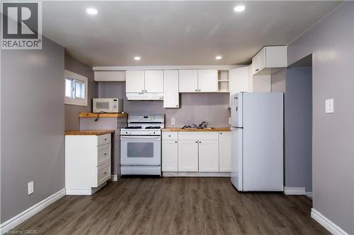 104 South Street, Aylmer, ON - Indoor Photo Showing Kitchen