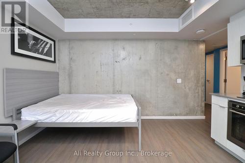 2918 - 105 Champagne Avenue S, Ottawa, ON - Indoor