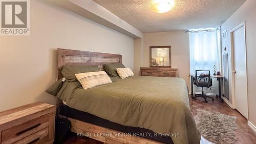 1501 - 75 Graydon Hall Drive, Toronto, ON - Indoor Photo Showing Bedroom