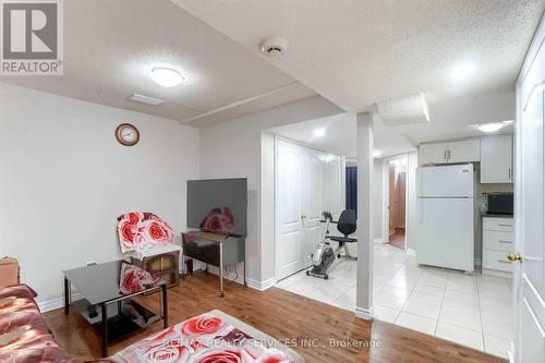 49 Crystalview Crescent, Brampton, ON - Indoor