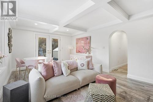 1316 Dundas Street, Burlington, ON - Indoor Photo Showing Living Room