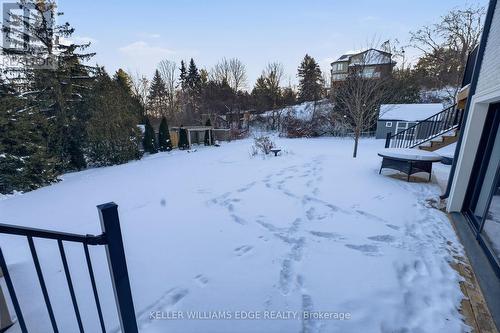 1316 Dundas Street, Burlington, ON - Outdoor