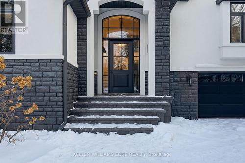 1316 Dundas Street, Burlington, ON - Outdoor