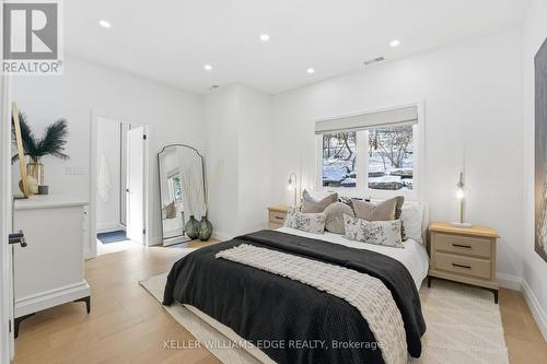 1316 Dundas Street, Burlington, ON - Indoor Photo Showing Bedroom
