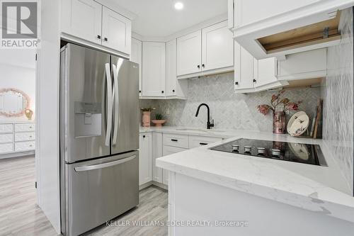 1316 Dundas Street, Burlington, ON - Indoor Photo Showing Kitchen With Upgraded Kitchen