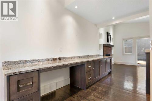 4711 Norquay Drive Nw, Calgary, AB - Indoor