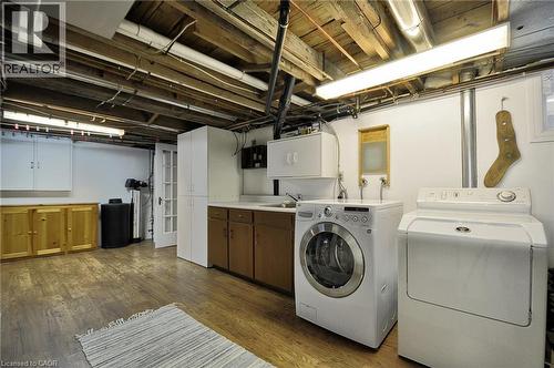 628 Garden Street, Cambridge, ON - Indoor Photo Showing Laundry Room