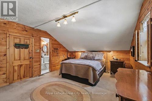 687 New Dundee Road, Kitchener, ON - Indoor Photo Showing Other Room