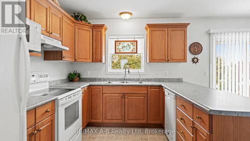 5 - 30 Ann Street, St. Marys, ON - Indoor Photo Showing Kitchen With Double Sink