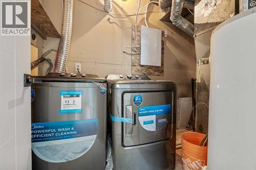 4720 Fordham Crescent Se, Calgary, AB - Indoor