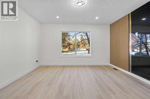 4720 Fordham Crescent Se, Calgary, AB - Indoor Photo Showing Other Room