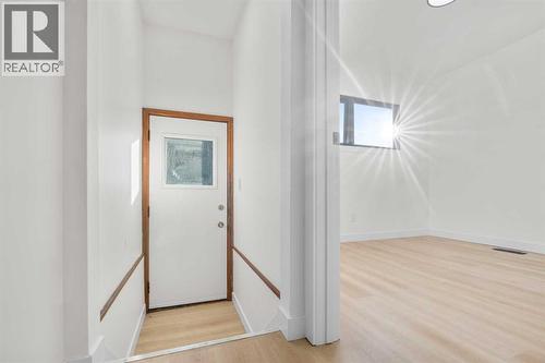 4720 Fordham Crescent Se, Calgary, AB - Indoor Photo Showing Other Room