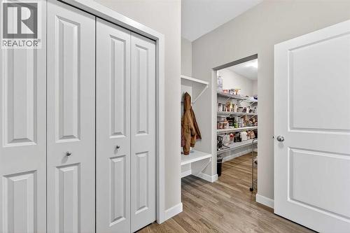 77 Belvedere Drive Se, Calgary, AB - Indoor Photo Showing Other Room