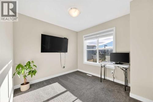 77 Belvedere Drive Se, Calgary, AB - Indoor Photo Showing Other Room