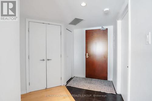 504 - 200 Rideau Street, Ottawa, ON - Indoor Photo Showing Other Room