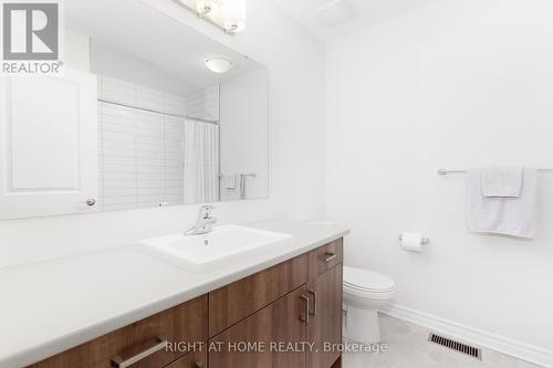 65 Esban Drive, Ottawa, ON - Indoor Photo Showing Bathroom