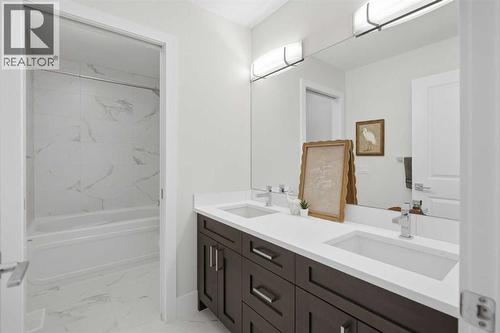 67 Aspen Vista Way Sw, Calgary, AB - Indoor Photo Showing Bathroom