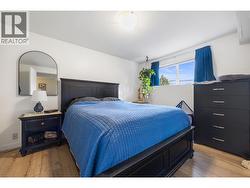 Spacious Bedroom in Suite - 