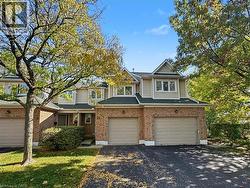 2215 CLEAVER Avenue  Burlington, ON L7M 4C5