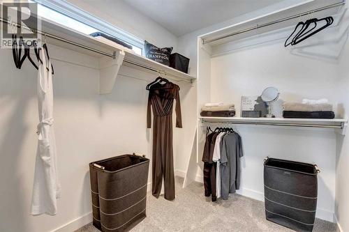 401 Sora Way Se, Calgary, AB - Indoor