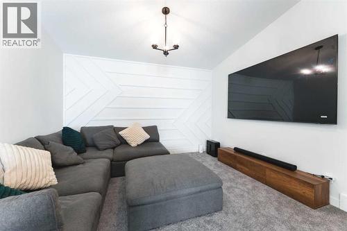 200 Lewiston Drive Ne, Calgary, AB - Indoor