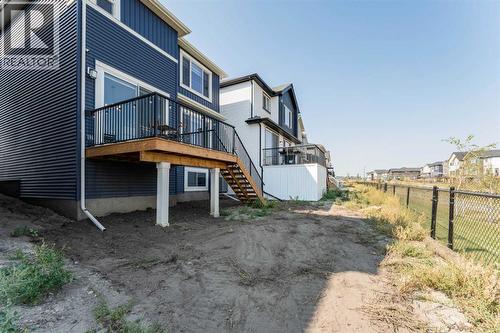 200 Lewiston Drive Ne, Calgary, AB - Outdoor