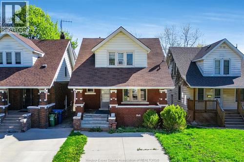 366 Rankin  Windsor, ON N9B 2R7