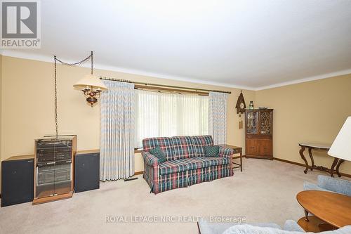 8 La Salle Drive, St. Catharines (Vine/Linwell), ON - Indoor