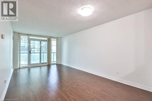 30 Grand Trunk Crescent Unit# 708, Toronto, ON - Indoor Photo Showing Other Room