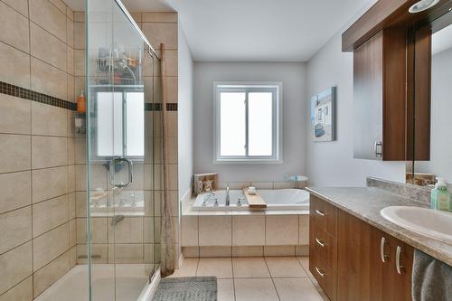 Salle de bains - 202-87 Mtée De St-Sulpice, Saint-Sulpice, QC - Indoor Photo Showing Bathroom