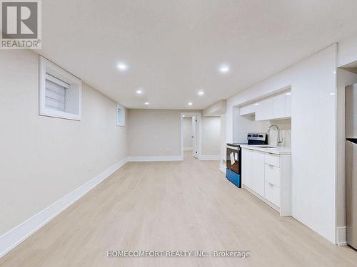 270 Brighton Avenue, Toronto, ON - Indoor