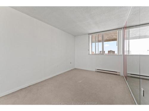 1302-380 Pelissier Street, Windsor, ON 