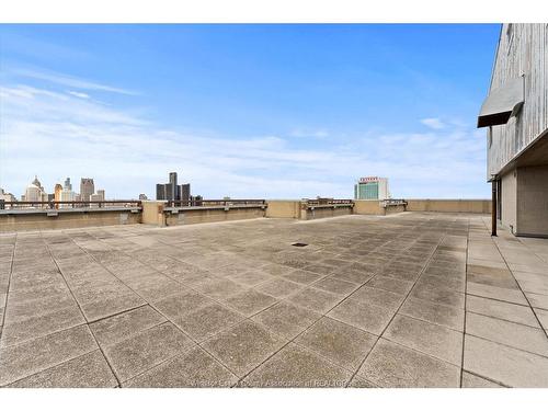 1302-380 Pelissier Street, Windsor, ON 