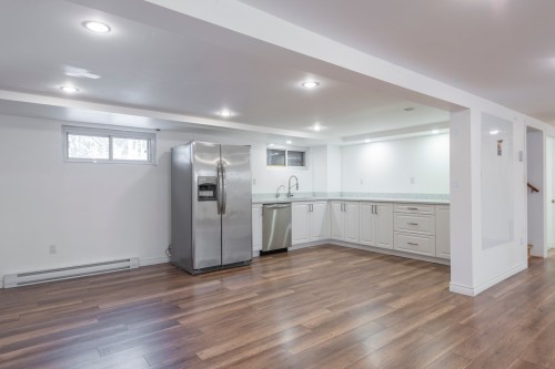 Sous-sol - 5727 Av. Smart, Côte-Saint-Luc, QC - Indoor